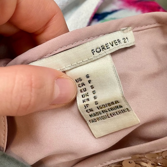 Pink sequin dress - Picture 8 of 9